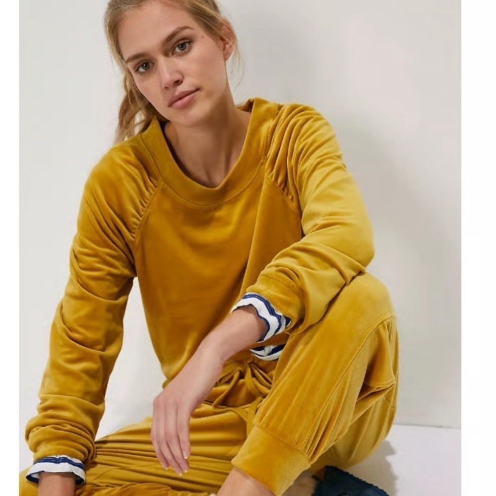 Anthropologie Saturday Sunday Mustard Yellow Velour Velvet Sweater Size Small